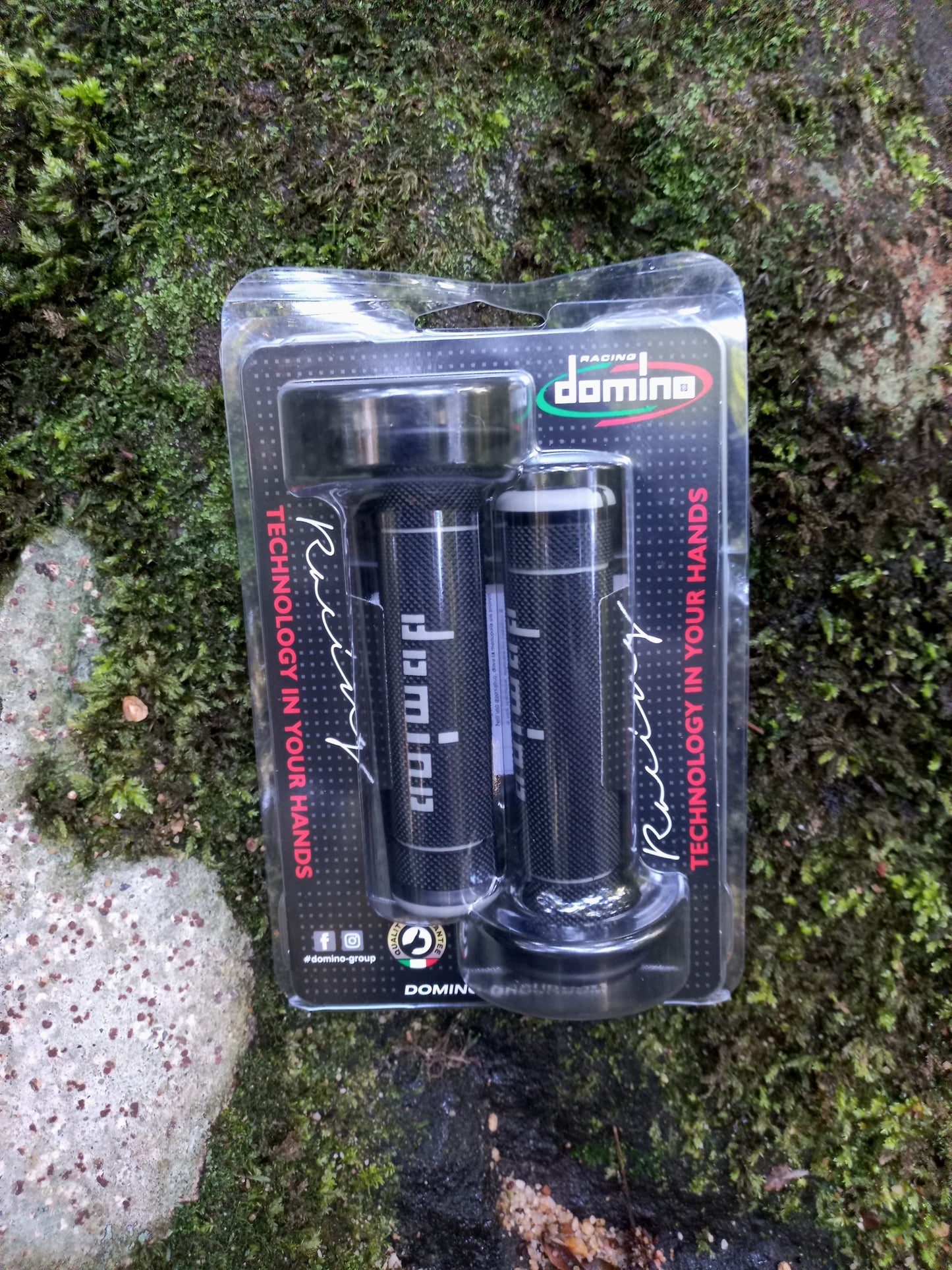 Domino trials grips