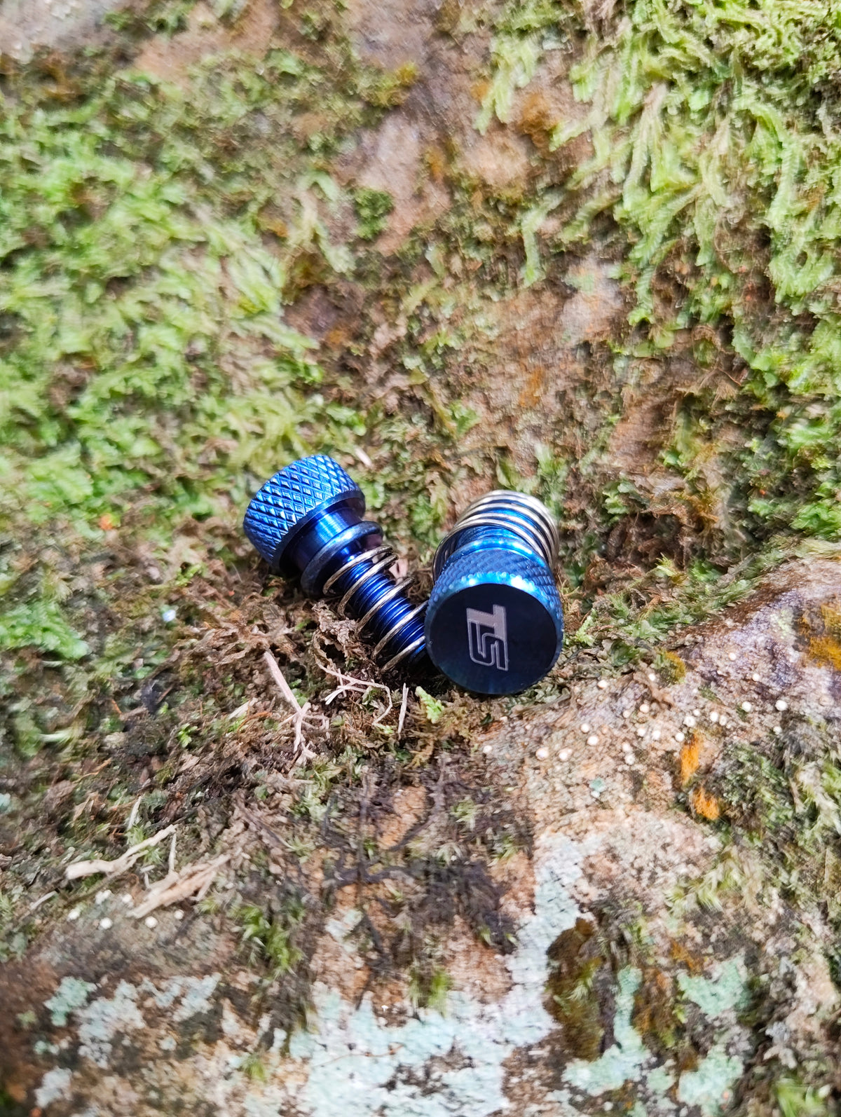 Lever Reach Adjusters     (pair)